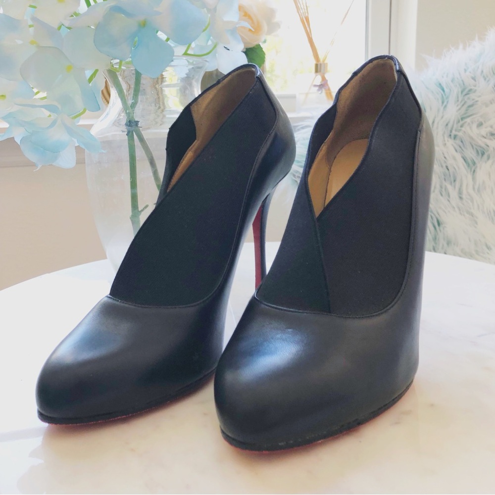 Christian Louboutin booties size 38